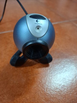 Teclado y Ratón Inalámbrico Logitech + Cámara