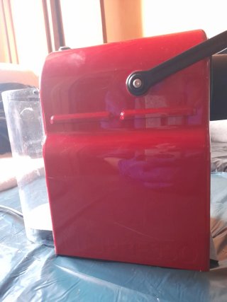 Cafetera Nespresso Inissia Roja