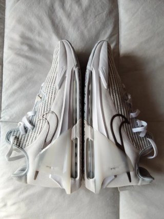 44 Nike LeBron Witness VI, Nuevas, N. 44