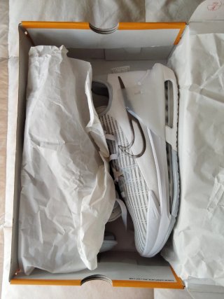 44 Nike LeBron Witness VI, Nuevas, N. 44