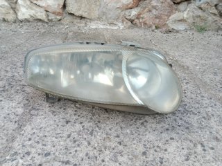 Faro Derecho Alfa Romeo 147