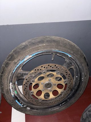 Ruedas Suzuki GS 500 con llanta