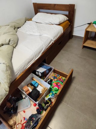 Cama individual Lufe con 2 cajones