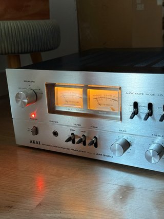 Amplificador Akai Stereo Integrado