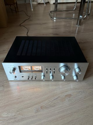 Amplificador Akai Stereo Integrado