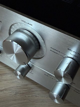 Amplificador Akai Stereo Integrado