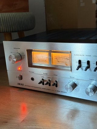Amplificador Akai Stereo Integrado