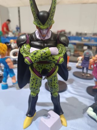 Lotto figure anime leggi descrizione