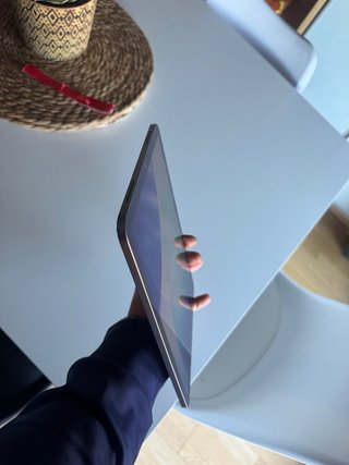 iPad Air 5 (2022) 10.9 64GB M1