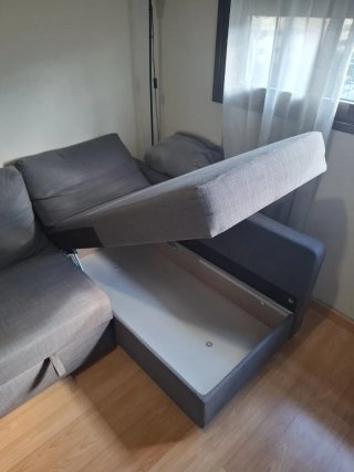Sofá-cama FRIHETEN gris 230x150 con arcón