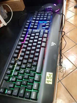 Teclado Gaming V con RGB