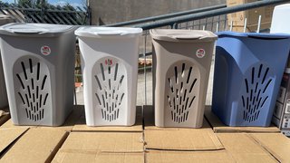 Portabiancheria in plastica blu e grigio