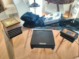 LOTE Game Boy Advance SP + Pokémon Rojo Fuego y +!