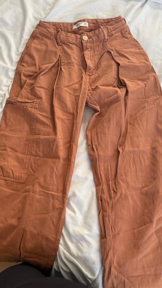 Pantalón Pull&Bear naranja