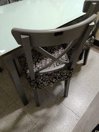 Mesa y 4 Sillas Comedor Cristal