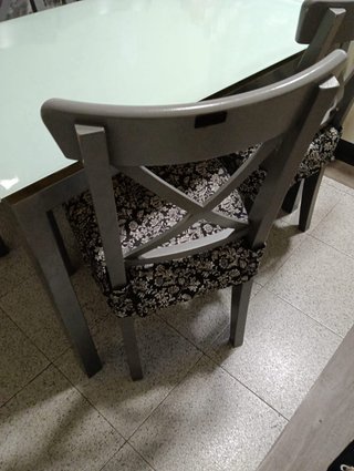 Mesa y 4 Sillas Comedor Cristal