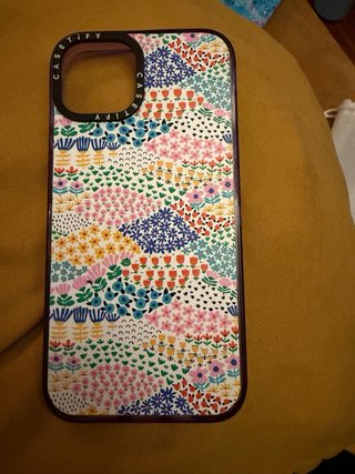 Funda Casetify iPhone 14 Flores Verdes