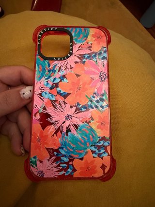 Funda Casetify iPhone 14 Flores Verdes
