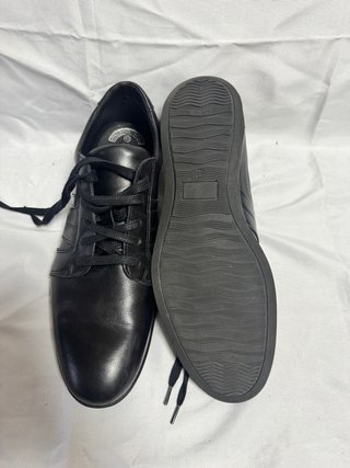 Zapatos de vestir negros para hombre