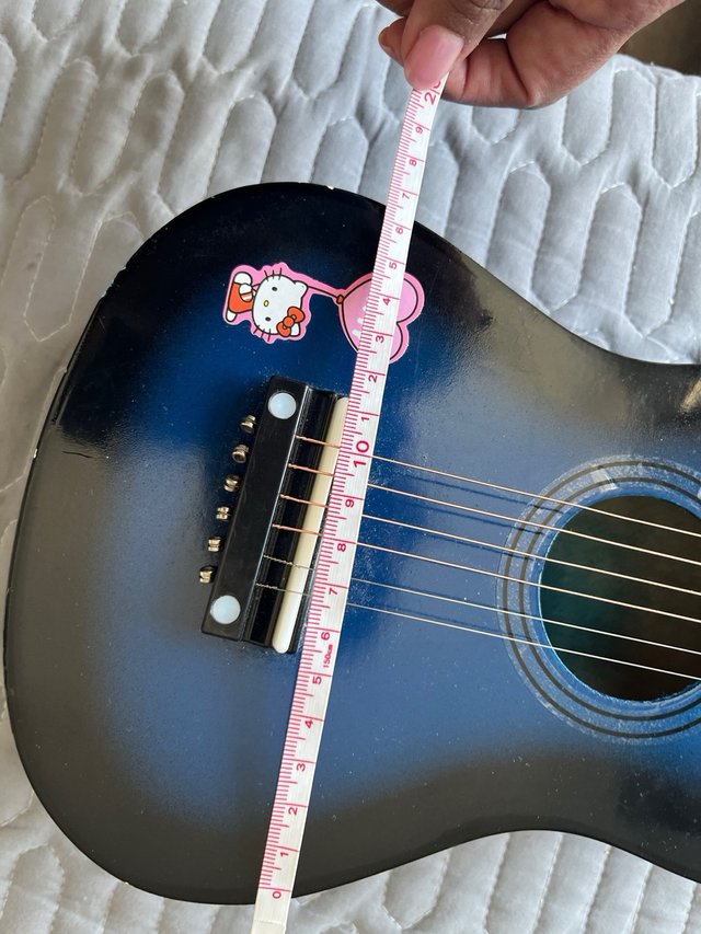 Guitarra infantil azul