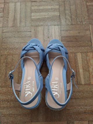 Alpargatas azules