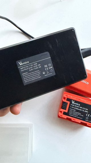 Cargador Dual Vemico + 2 Baterías Sony