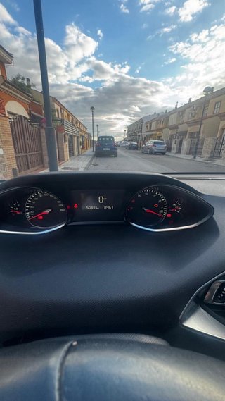 Peugeot 308 2015