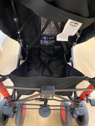 Silla de paseo Chicco - Ligera y práctica