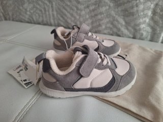 Zapatillas niño/a Talla 24