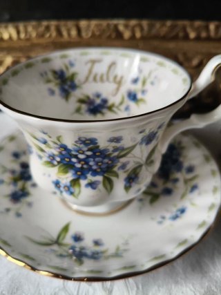 Tazza da the Royal Albert July