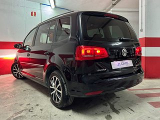 Volkswagen Touran 2011