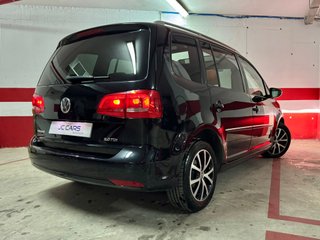 Volkswagen Touran 2011