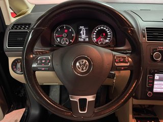 Volkswagen Touran 2011