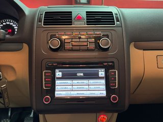 Volkswagen Touran 2011