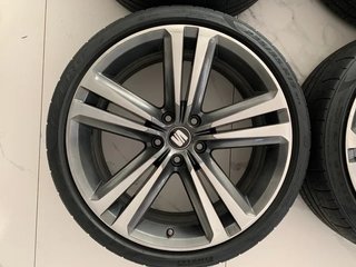 Llantas 19” Seat Leon Originales