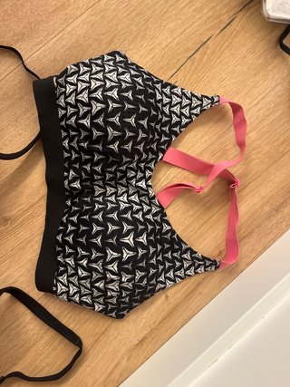 Lote 5 Sujetadores Victoria's Secret 32DD/80D