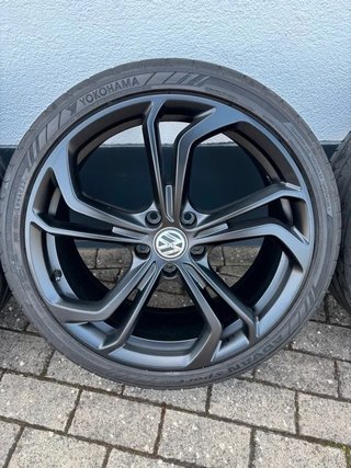 Llantas 19” VW Golf GTI Reifnitz TCR