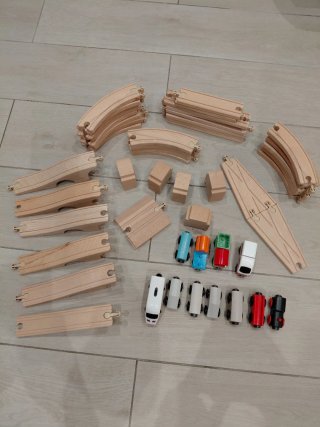 Tren de madera Lillabo