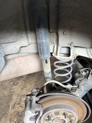 AMORTIGUADOR TRASERO DERECHO Toyota Auris (E18)(10.2012->)