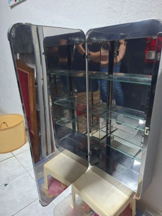 Armario de baño con espejo