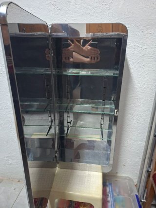 Armario de baño con espejo