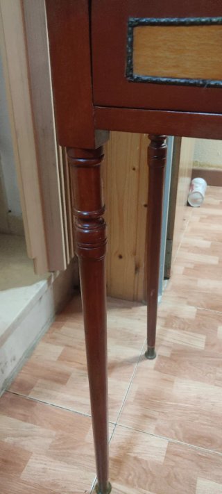 Mesa de entrada antigua mármol y madera