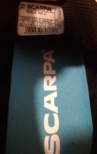 Scarpe da trail running da uomo nere