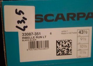 Scarpe da trail running da uomo nere