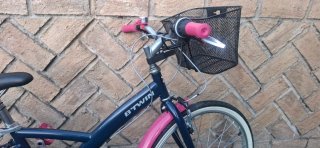 Bicicleta Btwin Azul y Rosa 24".