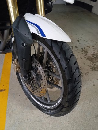 Triumph Tiger 800 XR