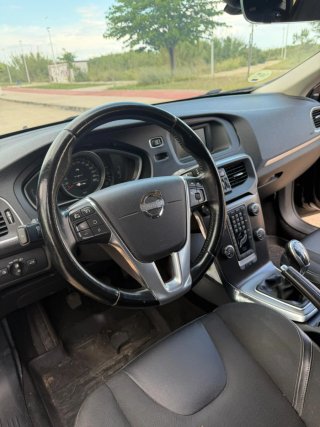 Volvo V40 2012