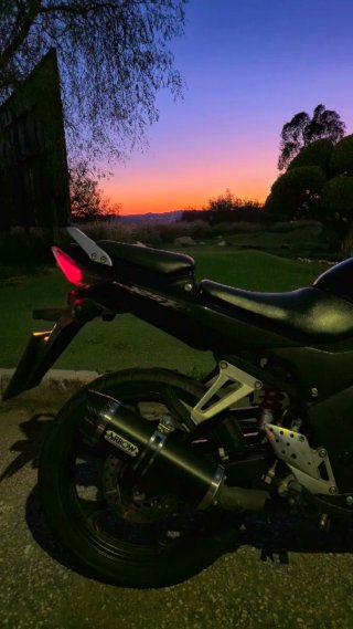 Honda CBR125R 2009 Negra