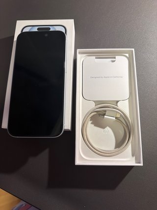 iPhone 15 Azul Claro