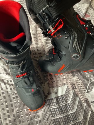 Atomic Backland Carbono Talla 29/29.5